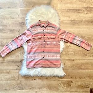 ♻️SOLD ♻️ Urban Outfitters Long Sleeve